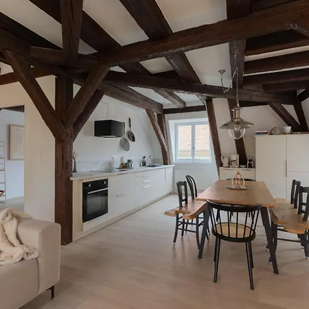 Le Jolie Duplex *